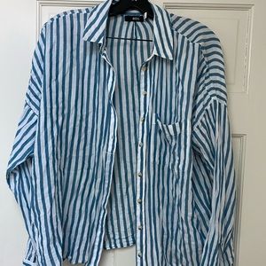 BDG urban outfitters blue&white striped buttondown
